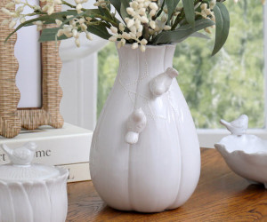 Helena Petal Vase with Two Birds